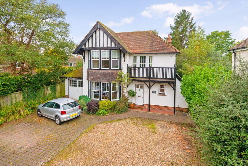 156 Oxford Road, Abingdon 4 bed detached house £1,150,000
