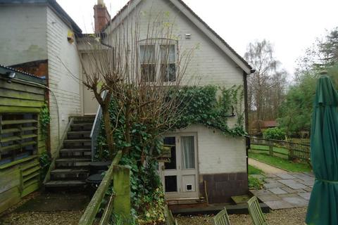 undefined, Finstall, Bromsgrove