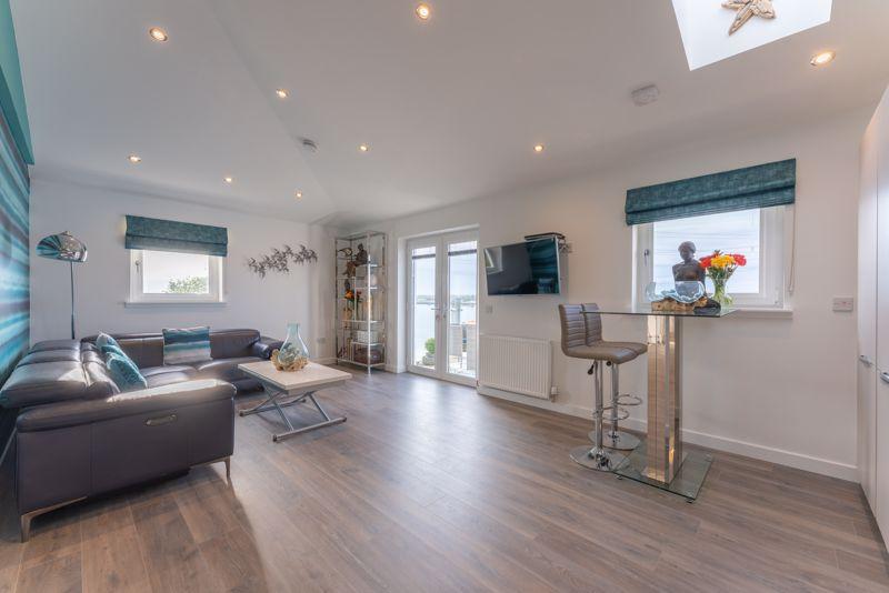 Harbour Way, Alloa 2 bed penthouse £162,000