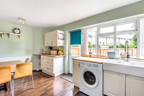 3 Timbercroft, Epsom, KT19 0TH
