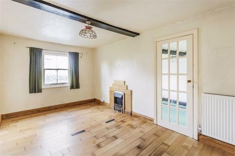 20 Beadles Lane, Oxted, RH8 9JJ