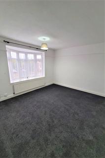 2 bedroom flat to rent, 10 a Danum Road, Doncaster