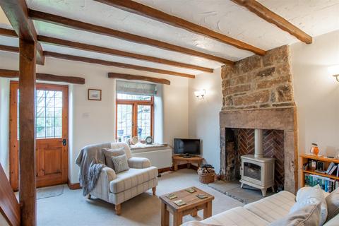 Oak Cottage, 7 Downing Row, Hathersage, Hope Valley, S32 1AT