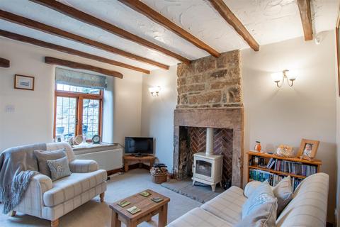 Oak Cottage, 7 Downing Row, Hathersage, Hope Valley, S32 1AT