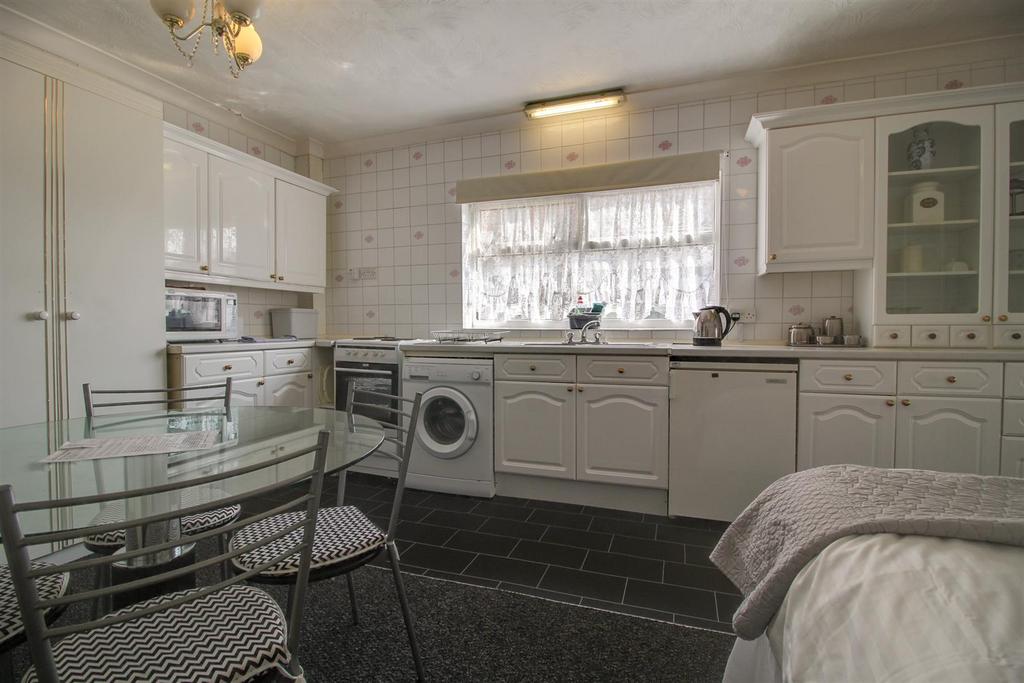 Scarbrough Avenue, Skegness Property for sale £350,000
