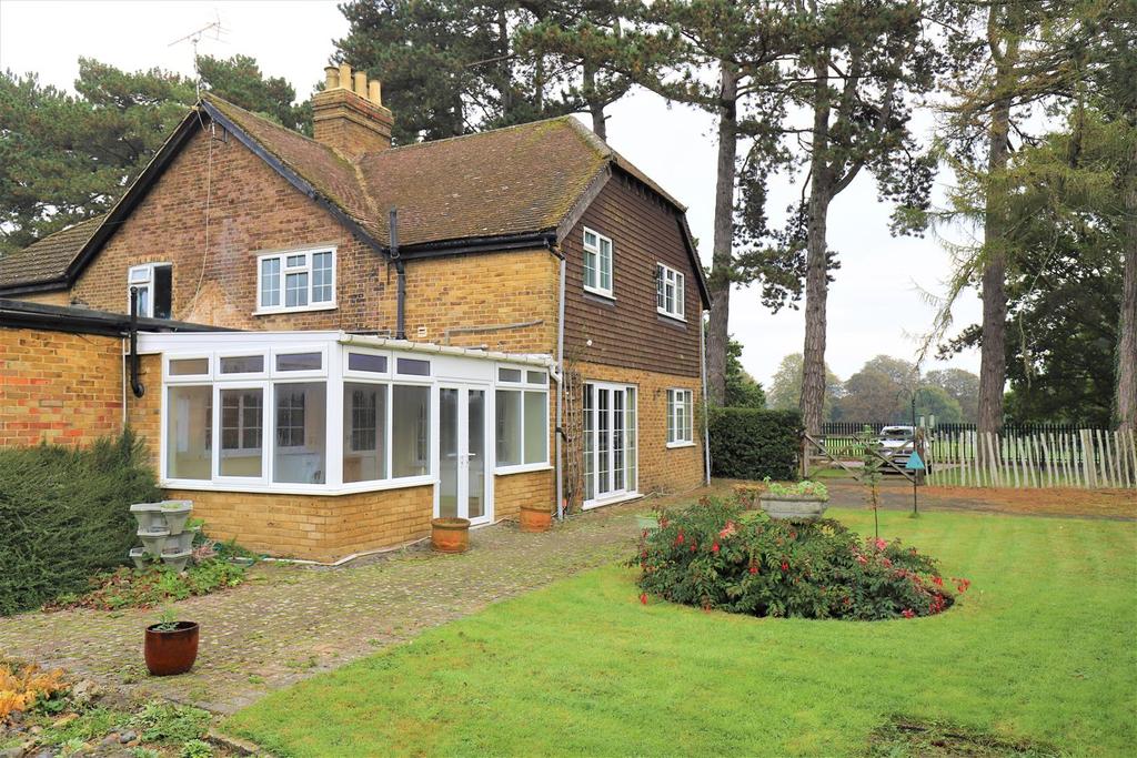 Queens Road, Maidstone 3 bed semidetached house £475,000
