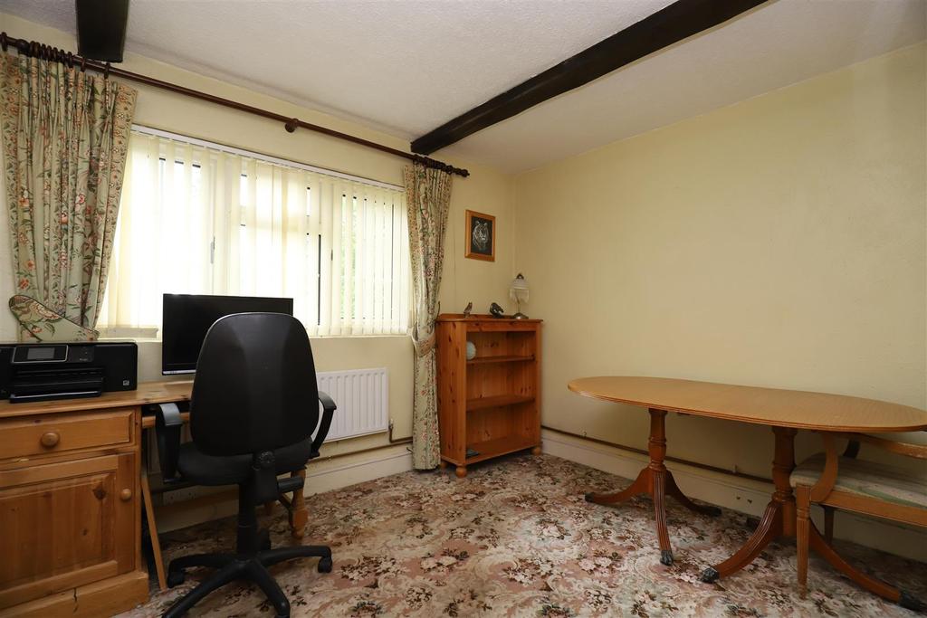 Queens Road, Maidstone 3 bed semidetached house £475,000