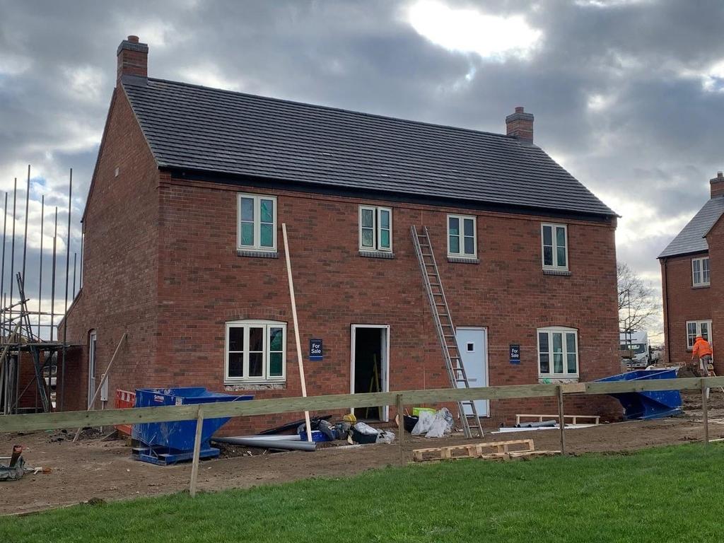 Station Road, North Kilworth 3 bed semidetached house £325,000