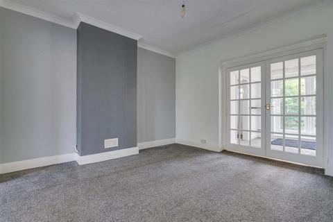 7 Allendale Road, Sprotbrough, Doncaster, DN5 8BS