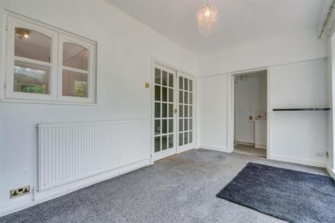 7 Allendale Road, Sprotbrough, Doncaster, DN5 8BS