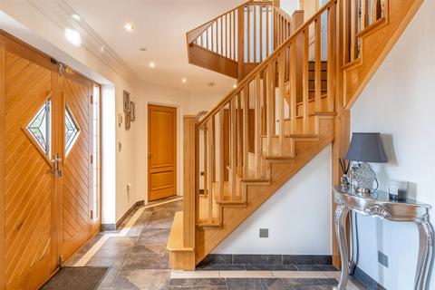 Heyes House, 9 Doncaster Road, Braithwell, Rotherham, S66 7BB
