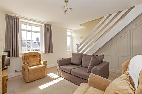 4 Alma Road, Tideswell, Buxton, SK17 8ND