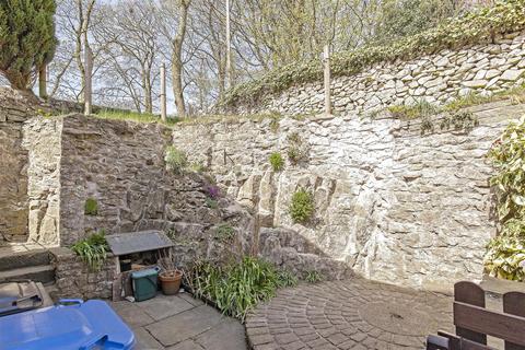 4 Alma Road, Tideswell, Buxton, SK17 8ND