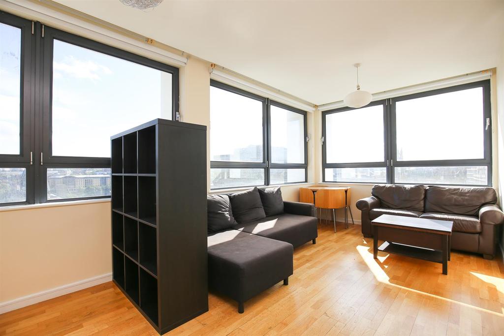 55 Degrees North, Pilgrim Street, City Centre 2 bed apartment £1,000