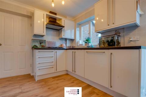 48 Ferndale Drive, Bramley, Rotherham, S66 3YD