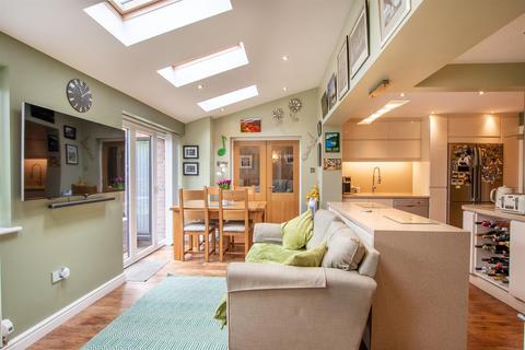52 Cranwell Road, Cantley, Doncaster, DN4 6EP