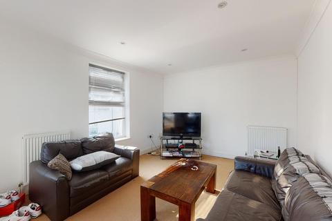 2 Clarendon Place, Dover, CT17 9QB