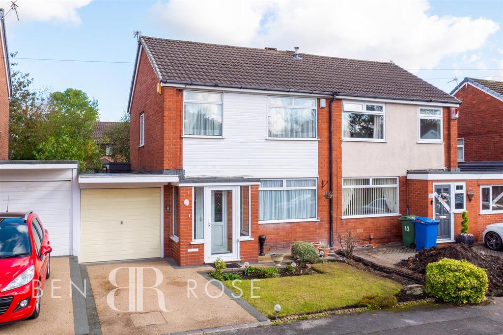 Queensway, Shevington, Wigan 3 bed semidetached house £850 pcm (£196 pw)