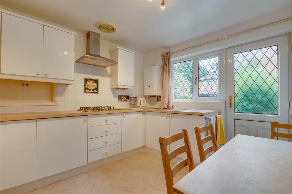 The Hollows, Auckley 3 bed detached bungalow £300,000