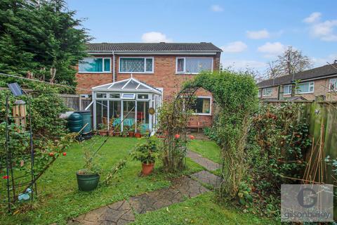 16 Bramfield Close, Norwich, NR2 4EJ