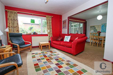 16 Bramfield Close, Norwich, NR2 4EJ