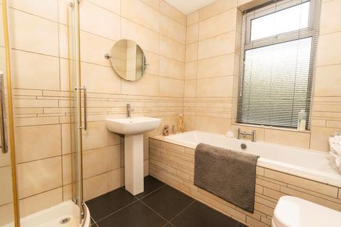 48 Carrbottom Road, Greengates, Bradford, BD10 0BD