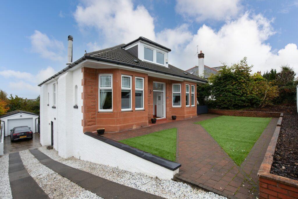 Berryhill Drive, Giffnock 4 bed detached bungalow £620,000