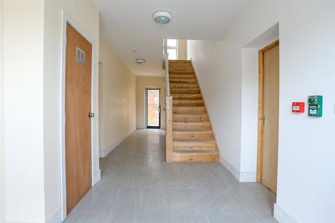 3 bedroom apartment to rent - Jai House, Hawkings Road, Colchester, Essex