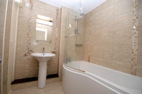 2 bedroom apartment to rent, Oakwood, Greystoke Gardens, Sandyford