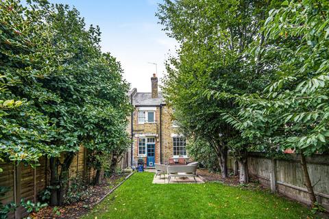 8 Reform Street, London, SW11 5AJ