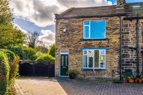 86 Carrbottom Road, Greengates, Bradford, BD10 0BD