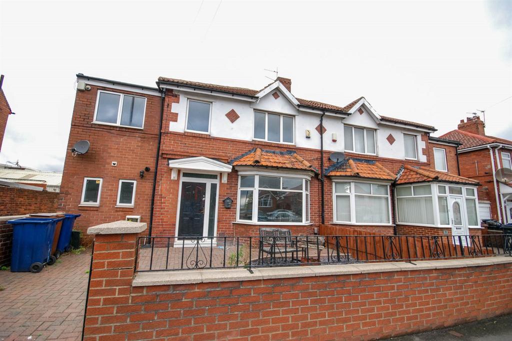 Two Ball Lonnen, Fenham 5 bed semidetached house £220,000 Two Ball Lonnen, Fenham 5 bed semidetached house £220,000