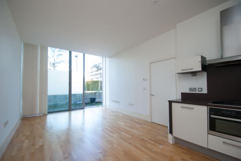 undefined, Weststand,  N5 1FG