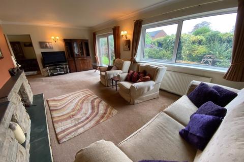 3 Fairways Close, Stourbridge, DY8 2RW