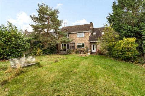 13 Cotterstock Road, Oundle, Peterborough, PE8 4PN
