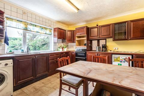 13 Cotterstock Road, Oundle, Peterborough, PE8 4PN