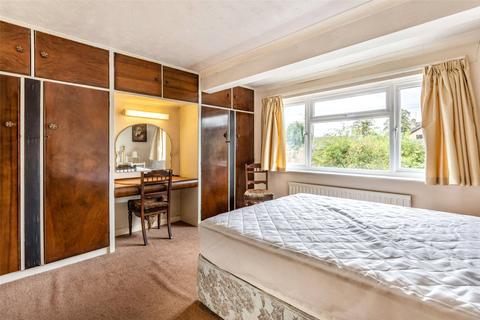 13 Cotterstock Road, Oundle, Peterborough, PE8 4PN