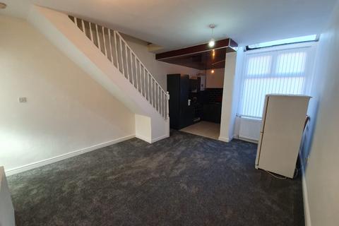 4 bedroom terraced house to rent, Dorset Road, Manchester, M19