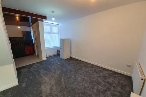 4 bedroom terraced house to rent, Dorset Road, Manchester, M19