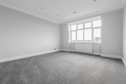8, Norman Court Upper Sunbury Road, Hampton, TW12 2DN