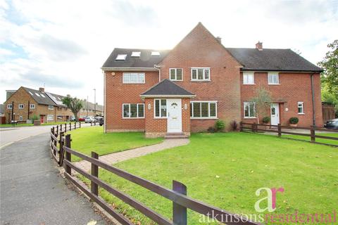 72 Rendlesham Road, Enfield, EN2 0TZ