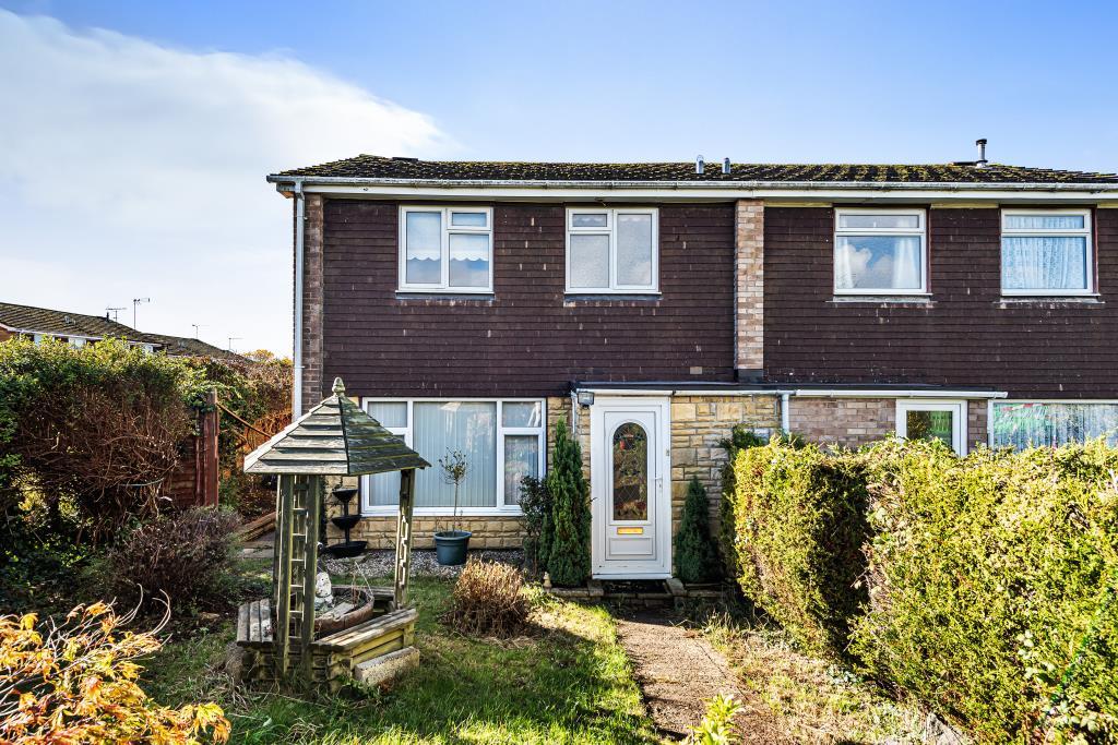 Cornish Road, Chipping Norton, OX7 3 bed end of terrace house £250,000