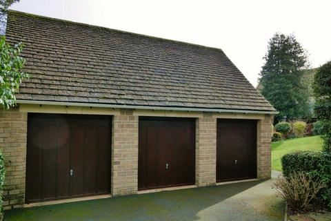 undefined, Oaklands, Oakley Hall Oaklands, GL7