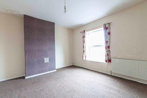 24 Gordon Street, Shaw, Oldham, OL2 8EU