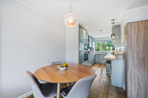 31 Balmain Close, London, W5 5BY