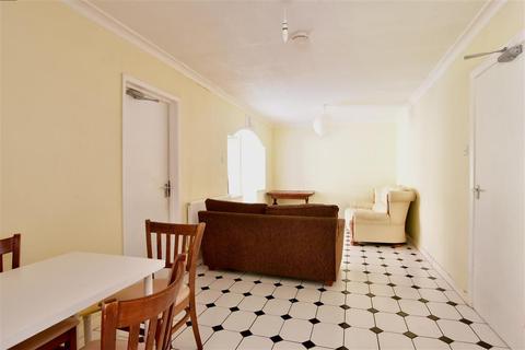 45 Ashurst Road, Brighton, BN2 4PJ