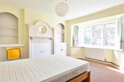 45 Ashurst Road, Brighton, BN2 4PJ
