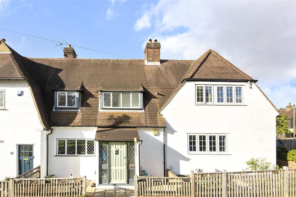 Lovelace Green, Eltham, SE9 3 bed terraced house £500,000