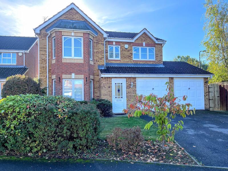 Stone Leigh, Tankersley, Barnsley... 4 bed detached house £385,000
