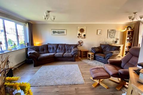 41 Bentley Close, Northampton, NN3 5JS